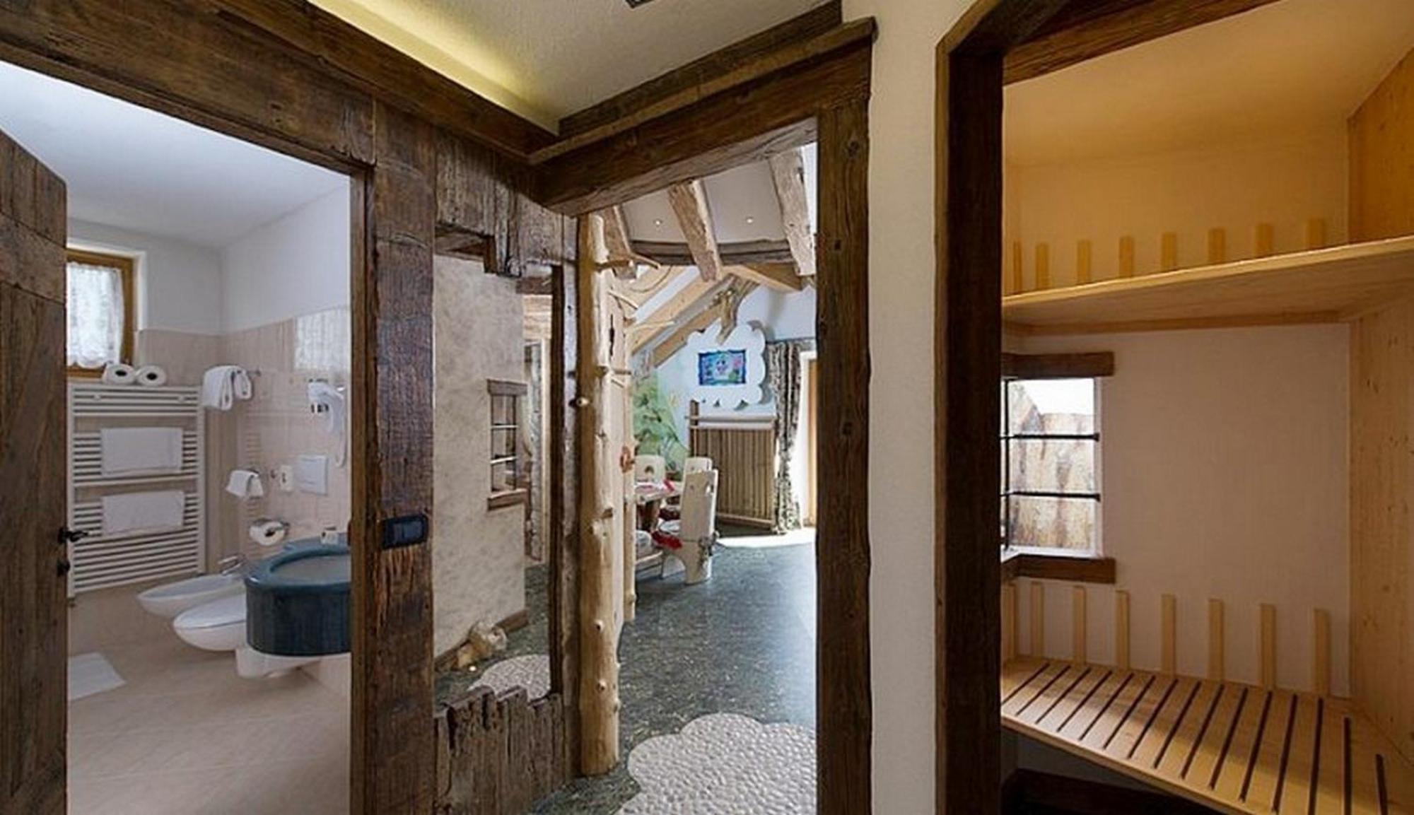 Mytime Hotels La Grotta Vigo di Fassa Zimmer foto